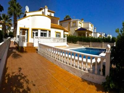 3 Bedrooms - Villa - Alicante - For Sale - 2