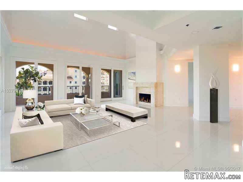3 bedroom Flat For Sale: 13643 Deering..