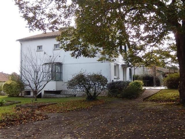 4 bedroom House For Sale: 79370 CELLES..