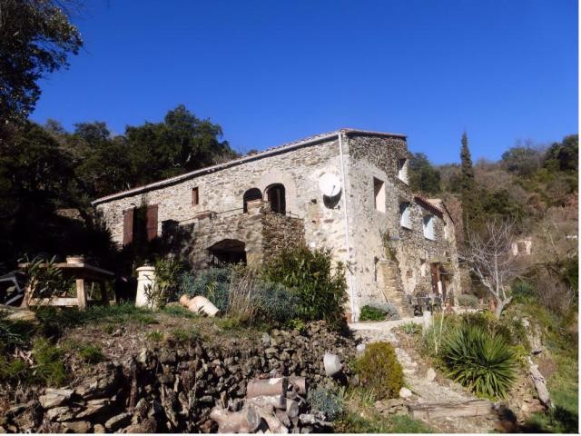Charming Stone-Built Mas Close To Ceret