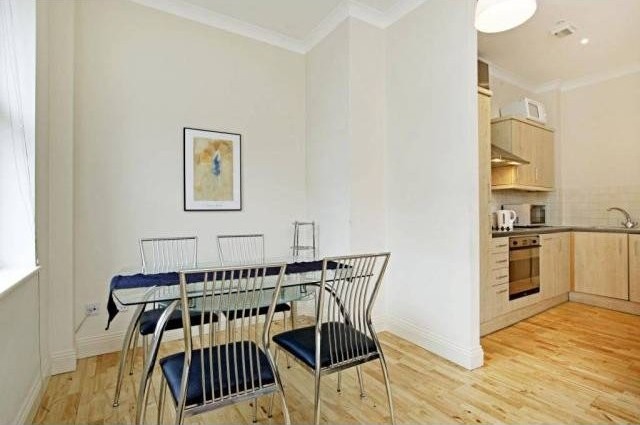 Ludgate Square, London EC4M - 2