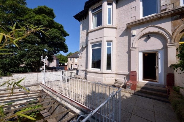 5 bedroom, Semi-detached House house.. - 2
