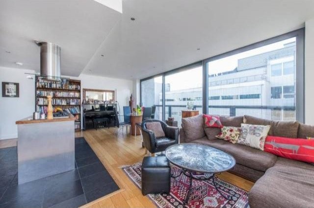 Goswell Road, Clerkenwell, London EC1V
