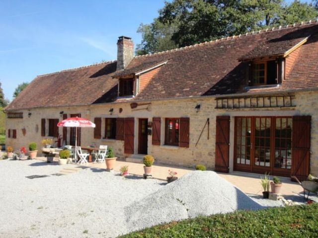 House a Few Minutes Form the Village