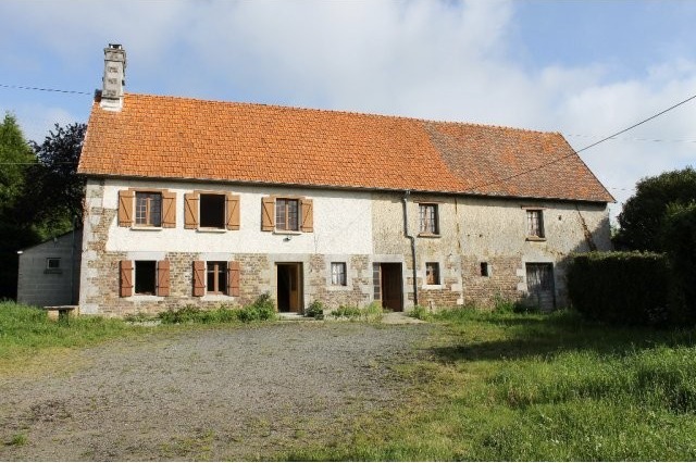 Cerences - House For Sale
