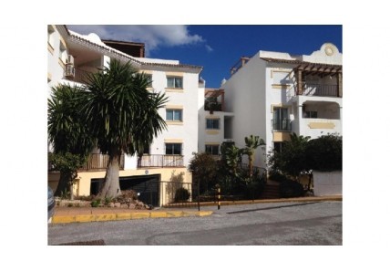 Apartment - Property located in La..