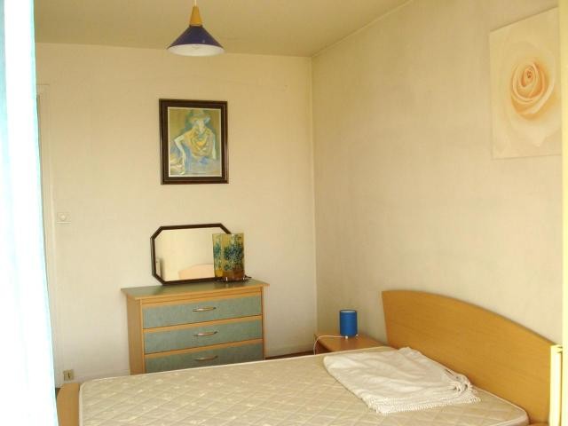 Sun-trap one bed in Gambetta - 2
