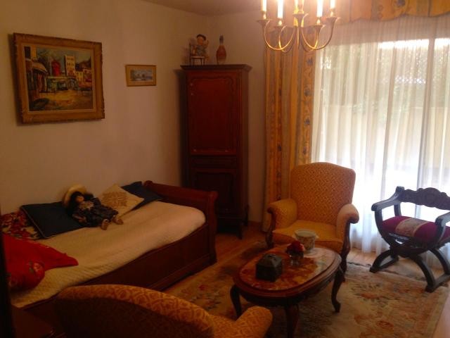 Two bed with parking in central location