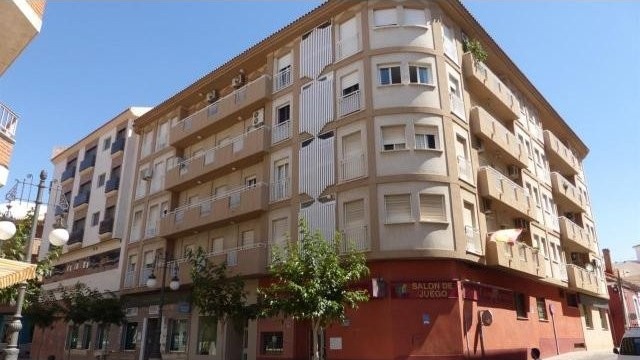 4 Bedrooms - Apartment - Murcia - For..