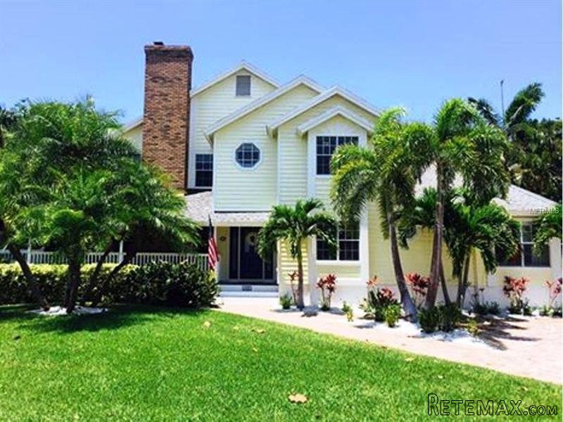 4 bedroom Property For Sale: 432 3RD..