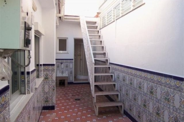 Apartment - BANK REPOSSESSION! A.. - 2