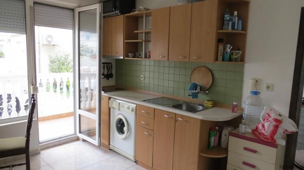 Fully furnished 2 bedroom apartment 200..