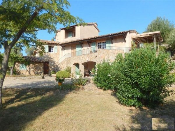 Stunning Villa With Beautiful Views