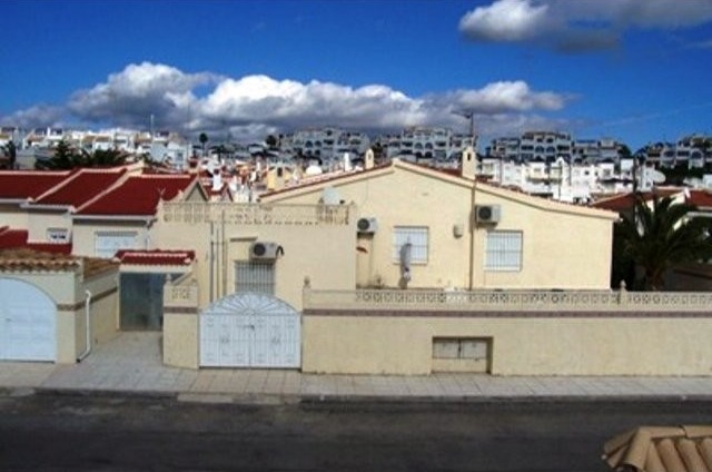 Semi Detached Villa In Ciudad Quesada - 2