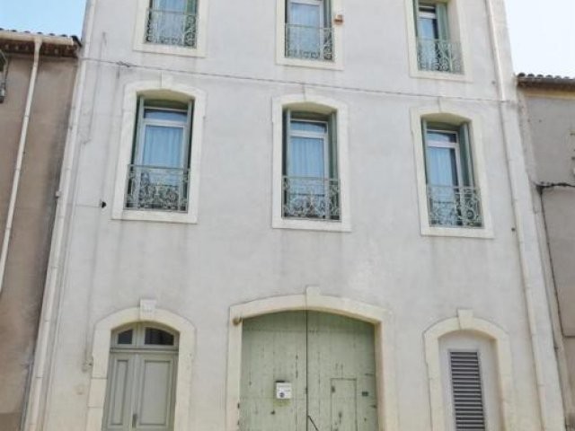 4 bedroom House For Sale: 34340.. - 2