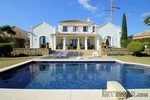 4 Bedrooms - Villa - Malaga - For Sale