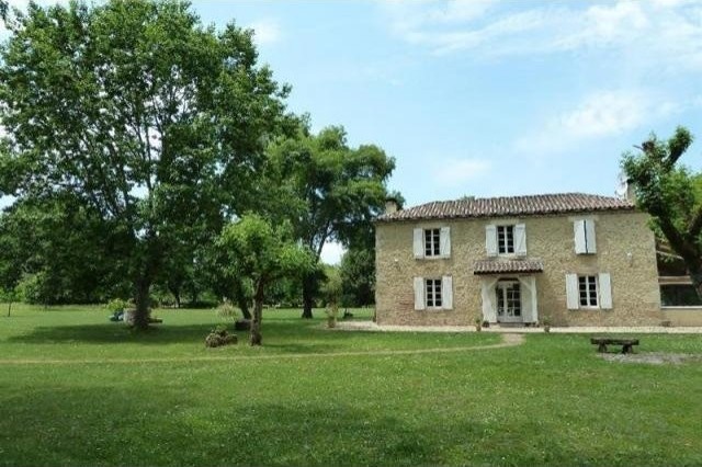 3 bedroom Country House For Sale: 33430..