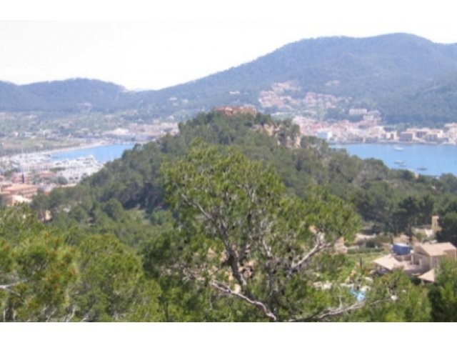 1.010 M2 Plot With Spectacular Views To..