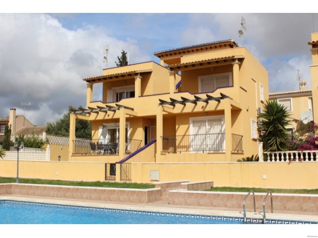 Semi-Detached for sale 149.950 €..