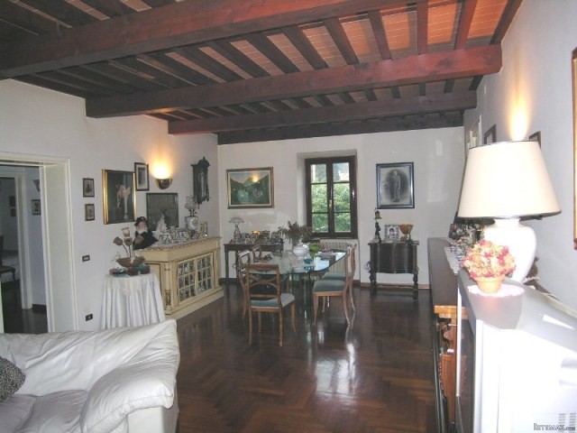 Villa - For Sale - South of Lucca &.. - 2