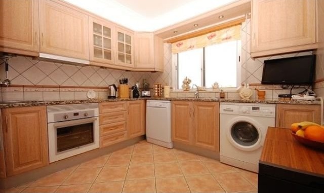 Lovely 2 bed Apartment w/ excellent.. - 2