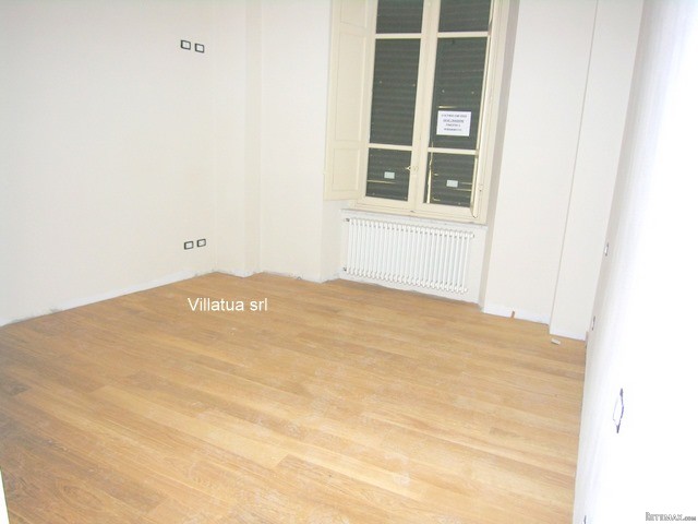 Apartment - For Sale - Lucca centre &..