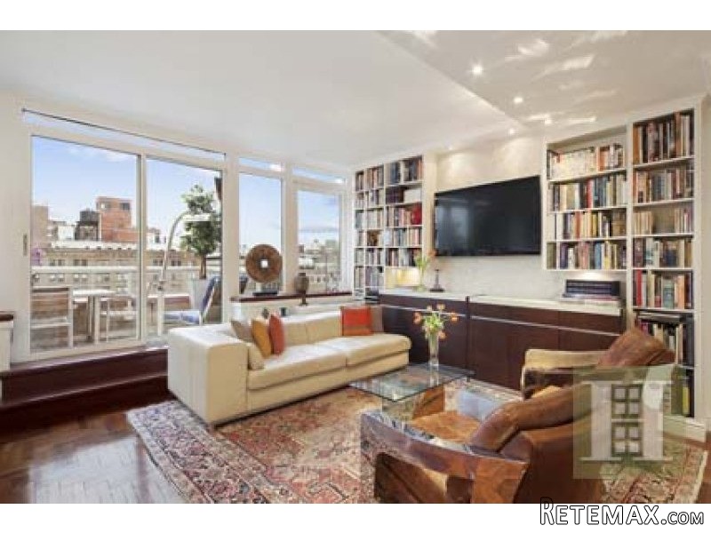 3 bedroom Apartment For Sale: 2373..