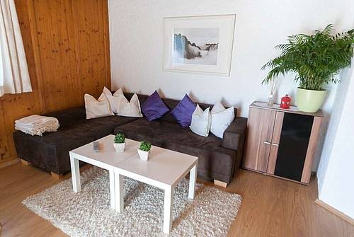 Modern and cosy single famiyl house..