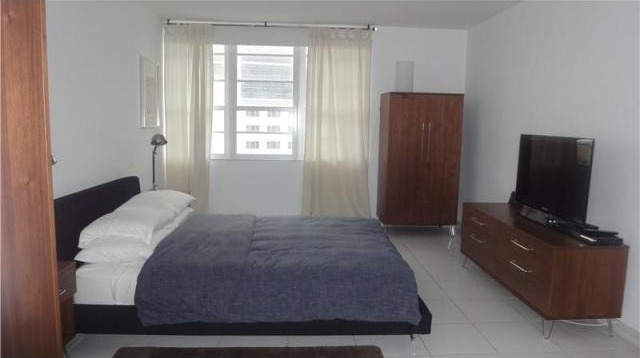 100 LINCOLN RD, 808, Miami Beach, FL.. - 2