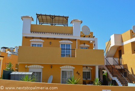 3 bedroom penthouse apartment - Los..