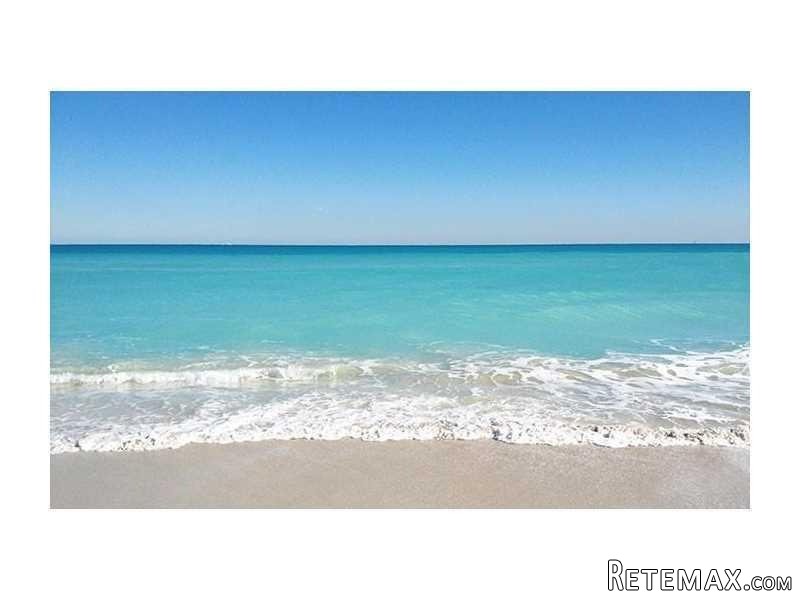 18683 Collins Ave, Unit 710, Sunny..