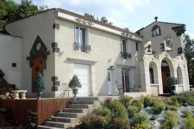 3 bedroom Character For Sale: 63320.. - 2