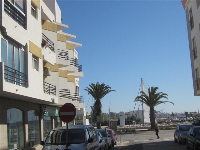 WELL APOINTED ONE BEDROOM APARTMENT FOR..
