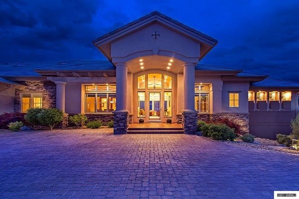 4 bedroom Residence For Sale: Reno..