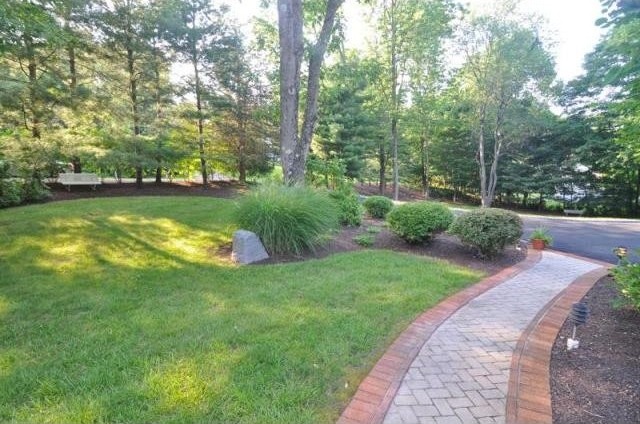 5 bedroom Residence For Sale: Pound.. - 2
