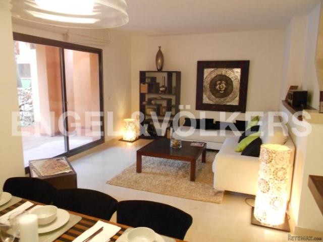 TOWNHOUSE WITH EXCELLENT FINISHES - 2