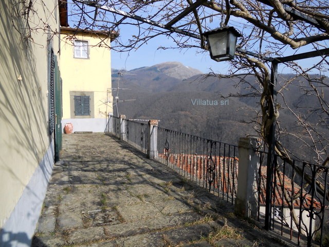 Villa - For Sale - Bagni di Lucca area..