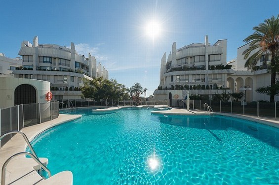 APARTMENT FOR SALE IN MARBELLA