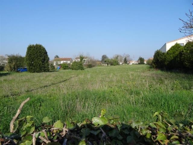 Off-Plan For Sale: 79000 NIORT