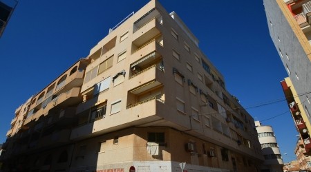 Resale · Apartment · Spain · Costa Bl..