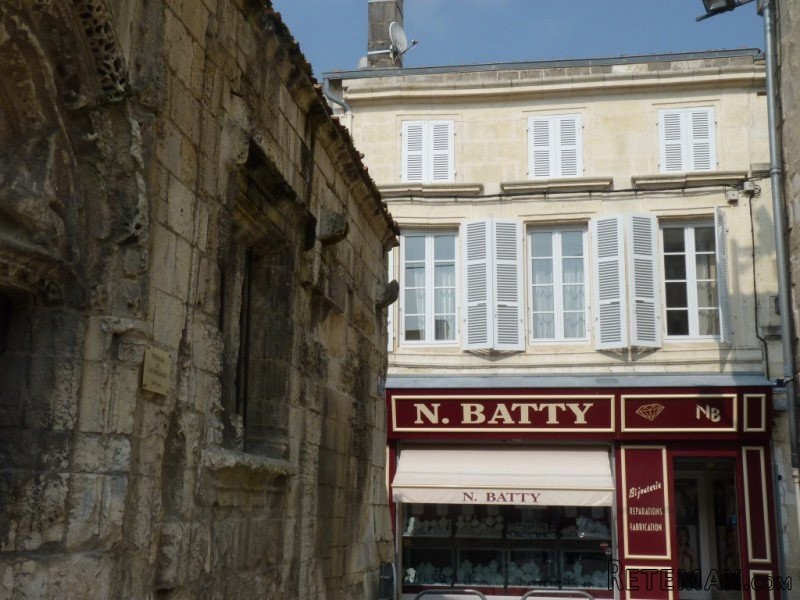 Stone House For Sale St Jean D Angely - 2