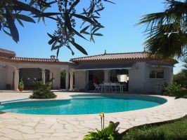 Quality Villa With 176 M² Of Living.. - 2