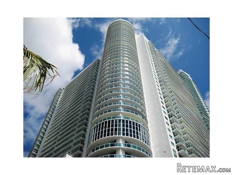 2 bedroom Flat For Sale: 1800 N..