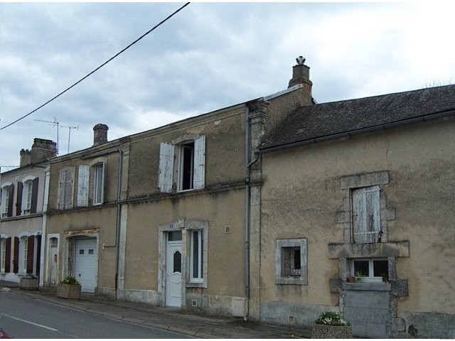 Maison Ruffec 4 piece(s) 90 m2