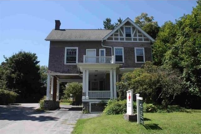 Commercial For Sale: Poughkeepsie City..