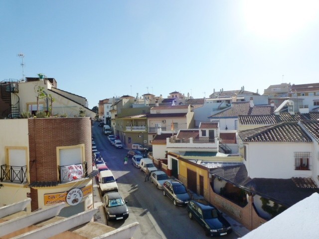 3 Bed Apartment for sale in Estacion De.. - 2