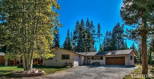 3 bedroom Residence For Sale: South..