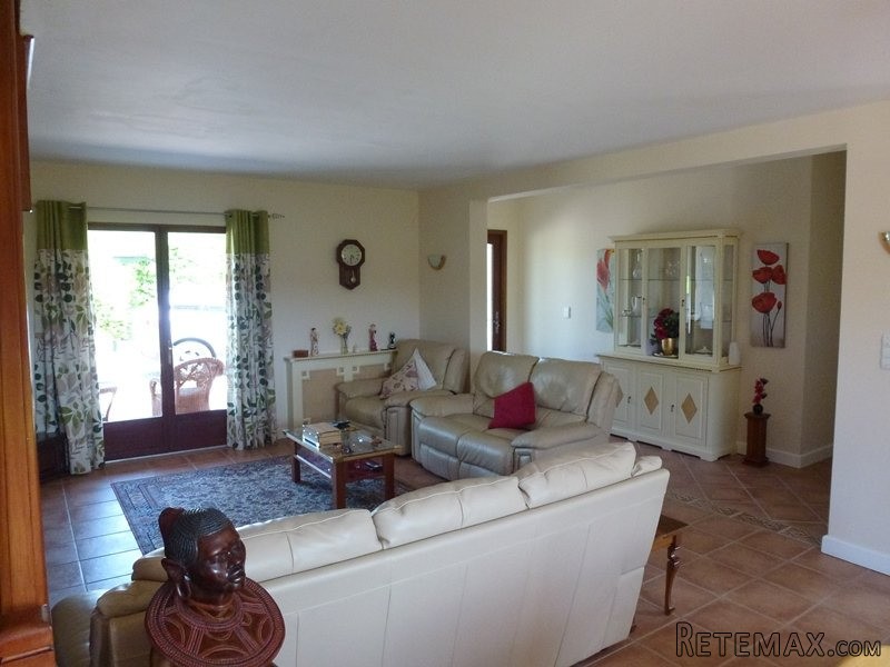 An Immaculately Presented 4 Bedroomed..