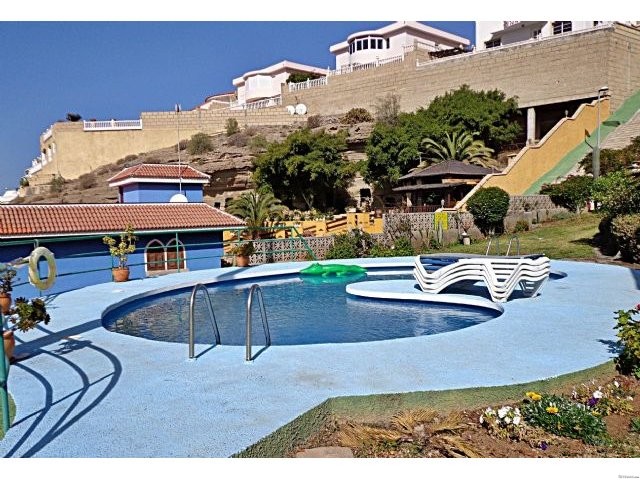 2 Bedrooms - Apartment - Tenerife - For..