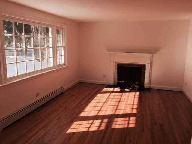 2 bedroom Residence For Sale: Bedford.. - 2